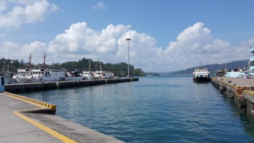 Jetty - Going to board ferry for Havelock Island